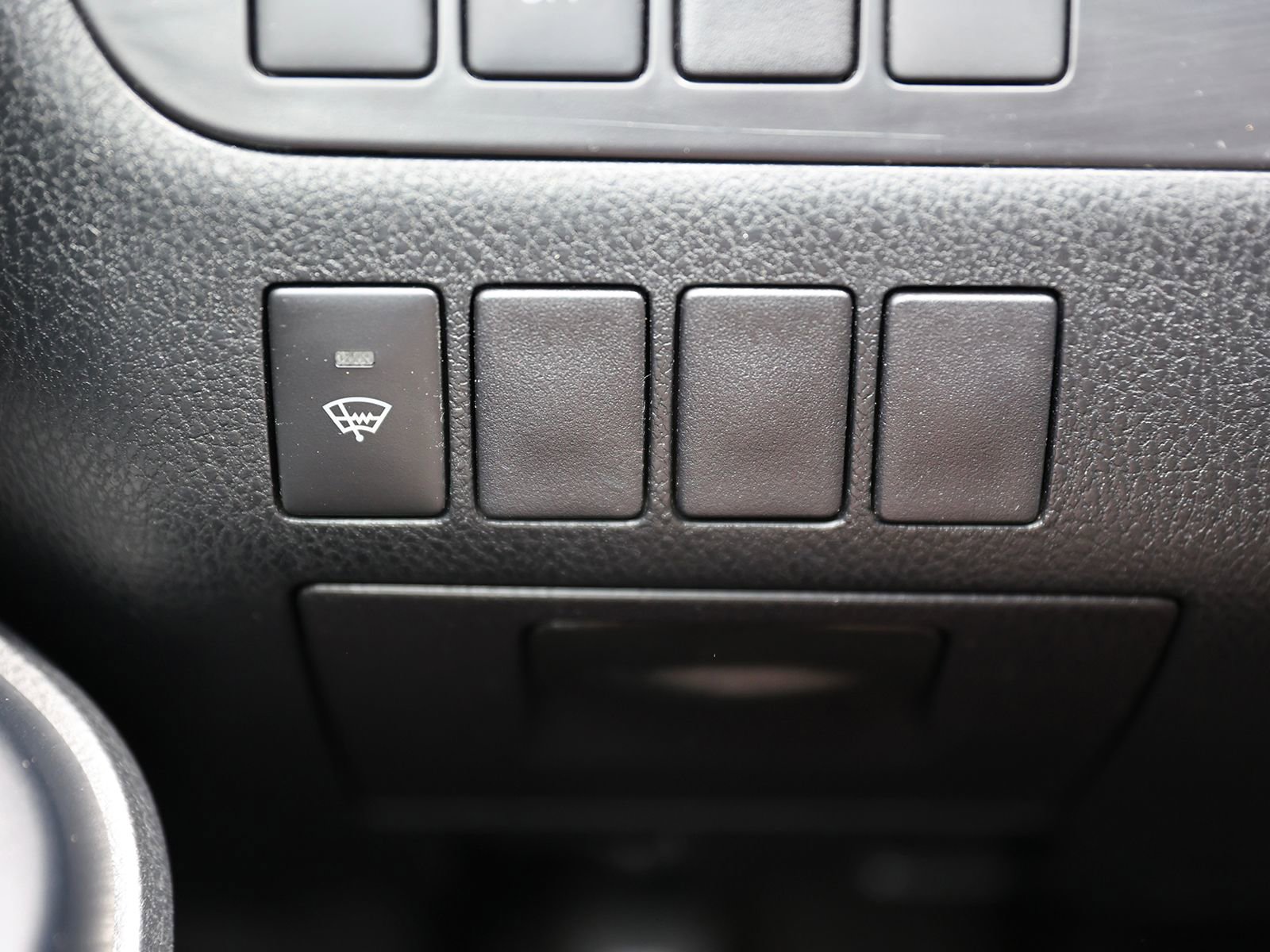 Used 2019 Toyota Highlander XLE AWD/4WD image 38