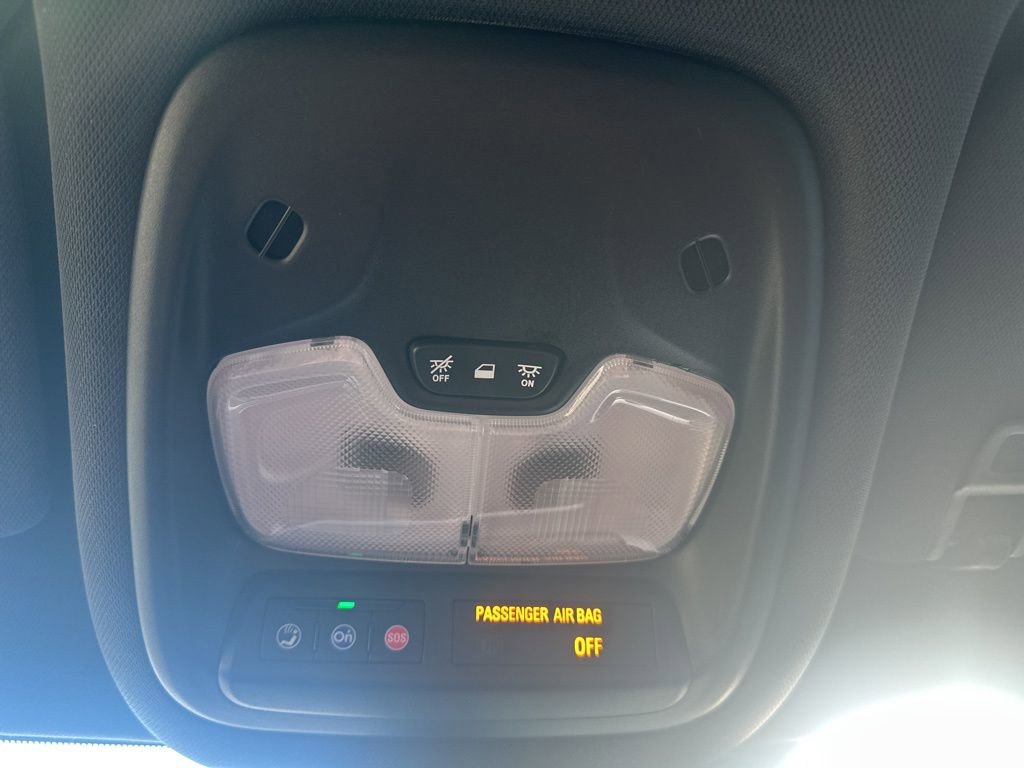 Certified 2024 Chevrolet TrailBlazer RS w/ Driver Confidence Package image 19