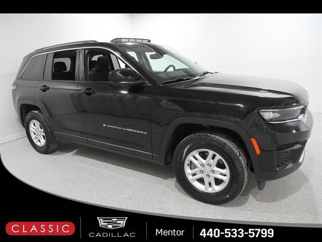 Used 2023 Jeep Grand Cherokee Laredo w/ Luxury Tech Group I image 1