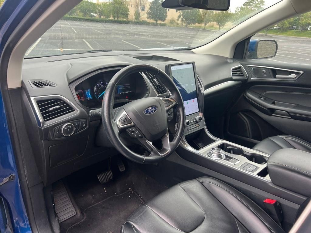 Used 2022 Ford Edge Titanium image 8