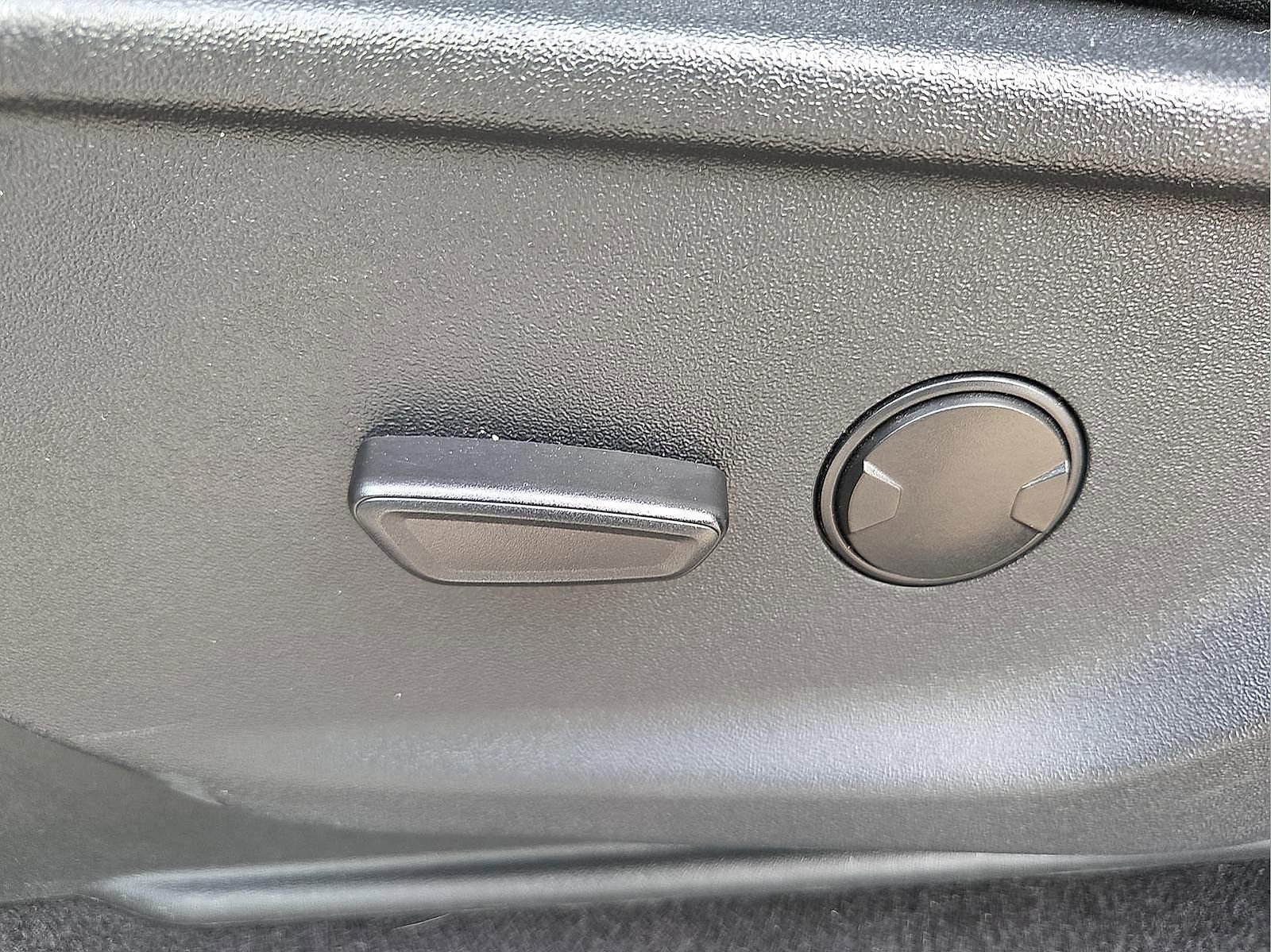 Used 2024 Ford F150 XLT image 15