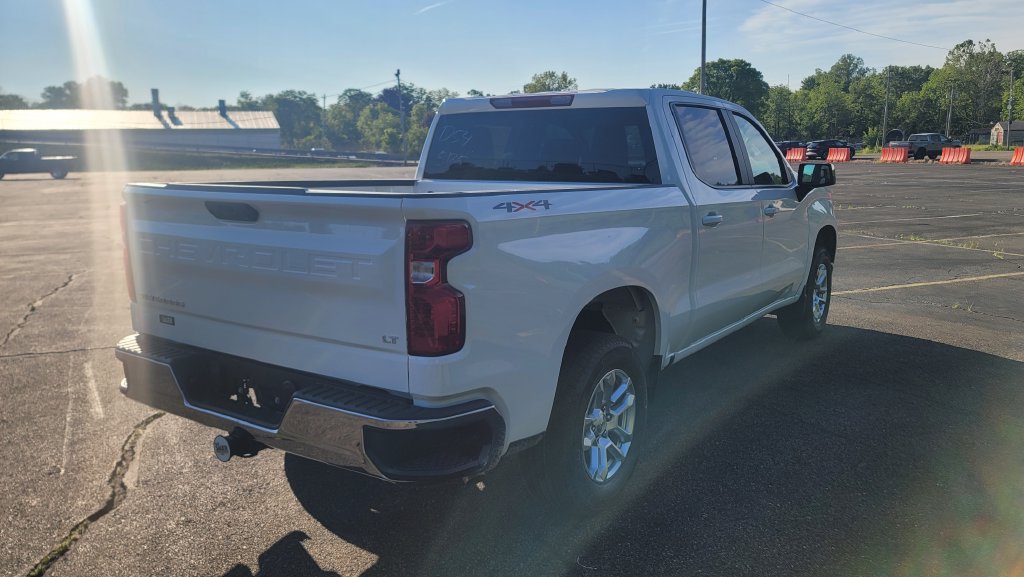 New 2026 Chevrolet Silverado 1500 LT AWD/4WD image 12