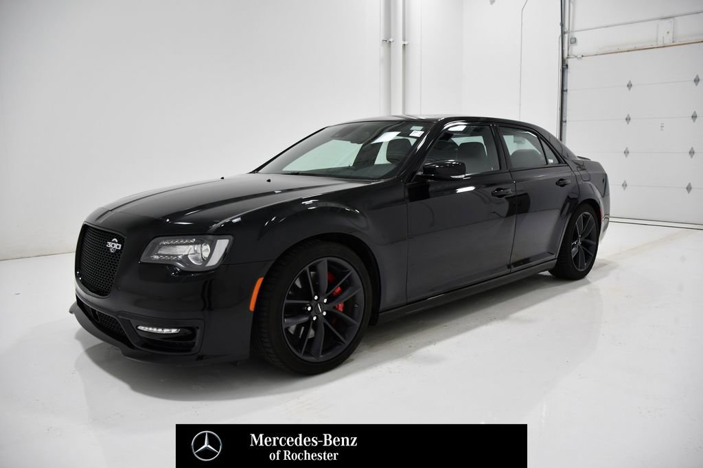 Used 2023 Chrysler 300 C RWD image 1