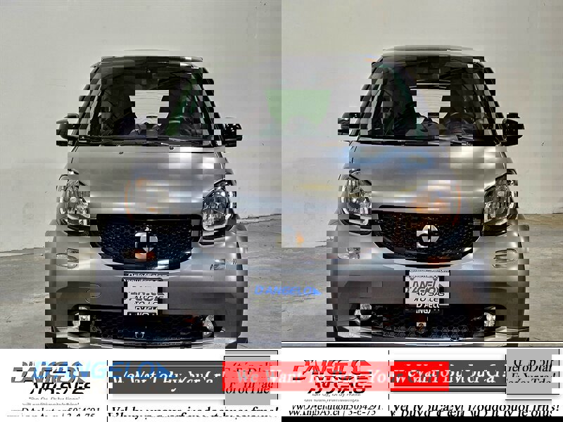 Used 2017 smart fortwo Prime image 3