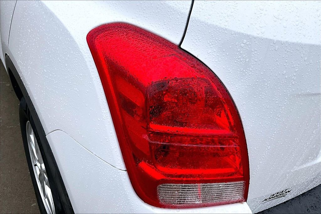 Used 2016 Chevrolet Trax LT image 32