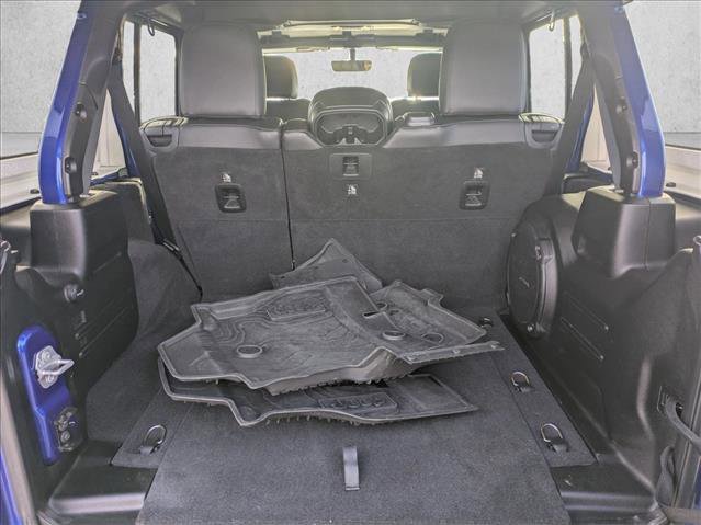 Used 2019 Jeep Wrangler Unlimited Sahara image 6