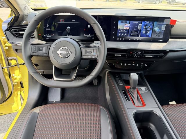 New 2026 Nissan Kicks SR w/ Interior Electronics Package FWD image 17
