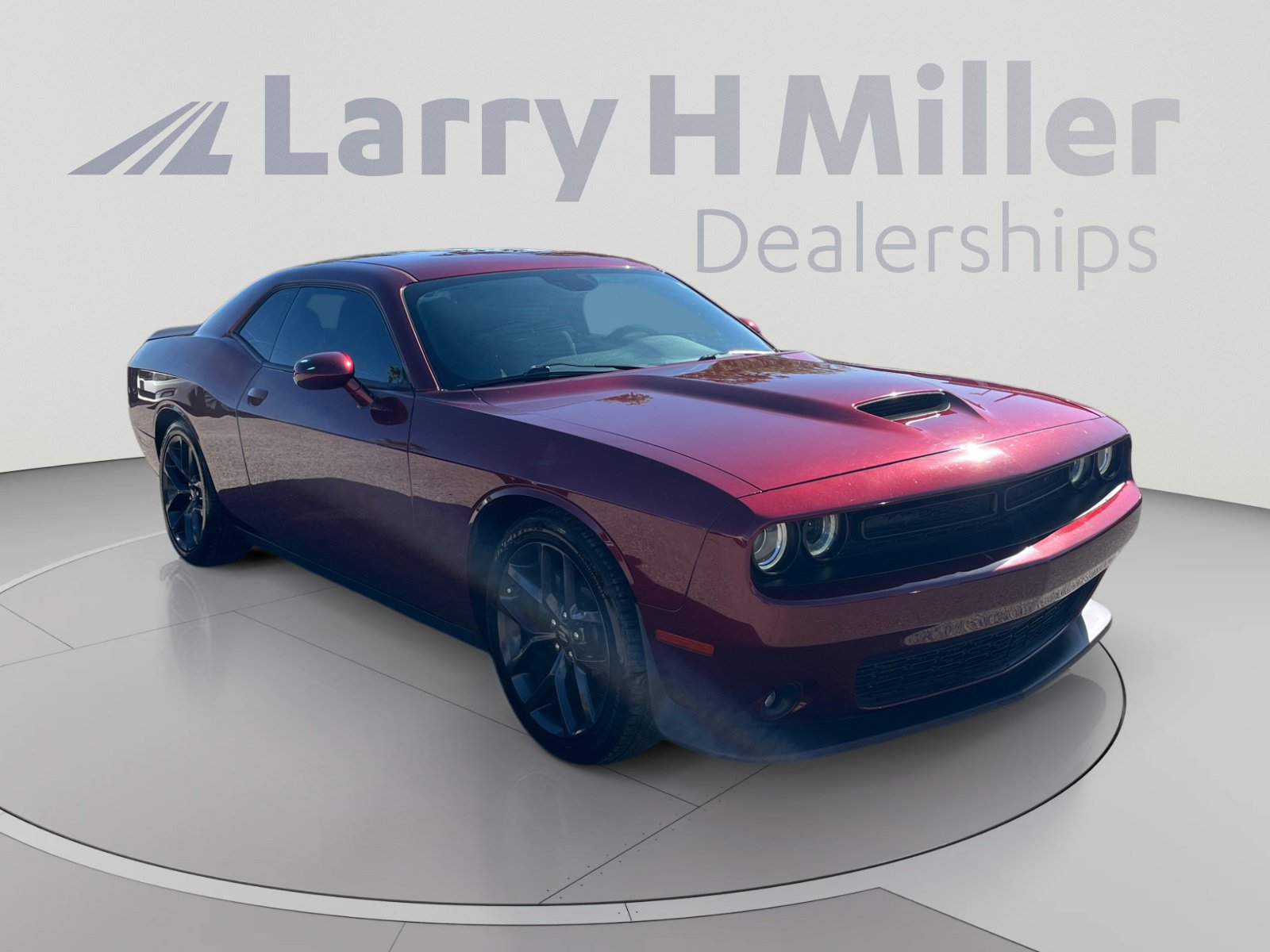 Used 2019 Dodge Challenger GT w/ Blacktop Package RWD image 7