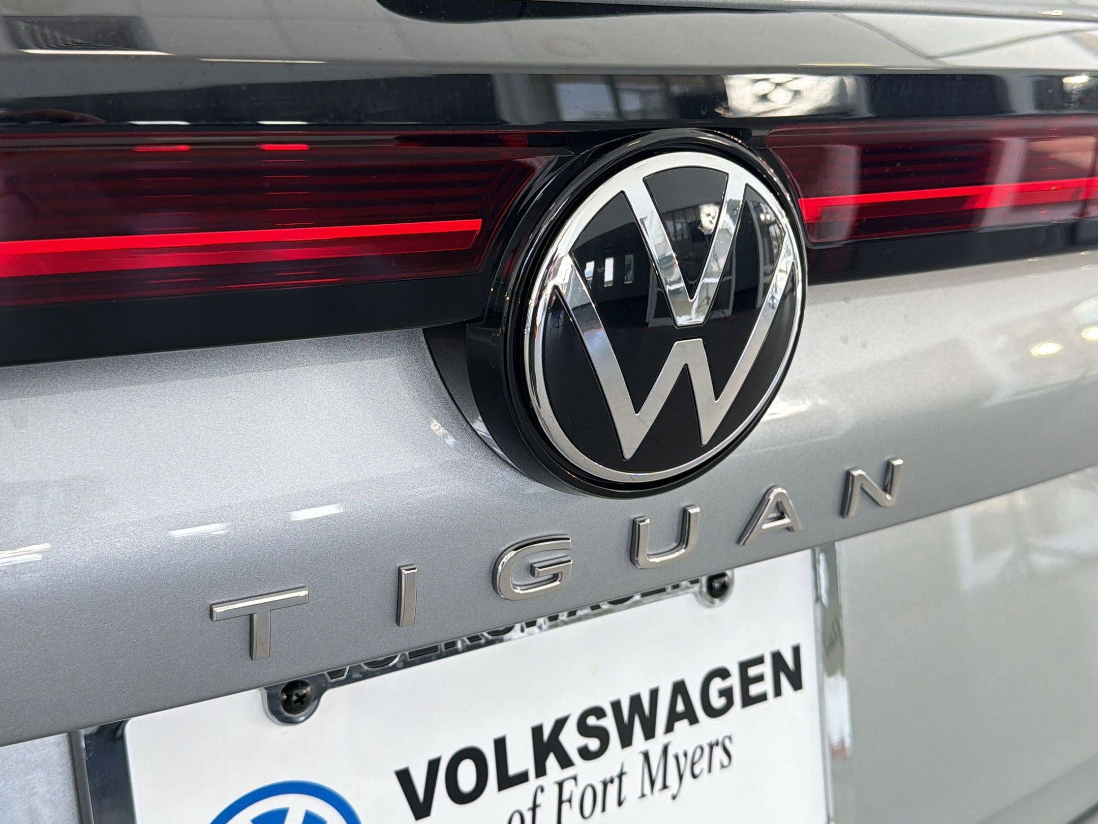 New 2026 Volkswagen Tiguan S FWD image 33