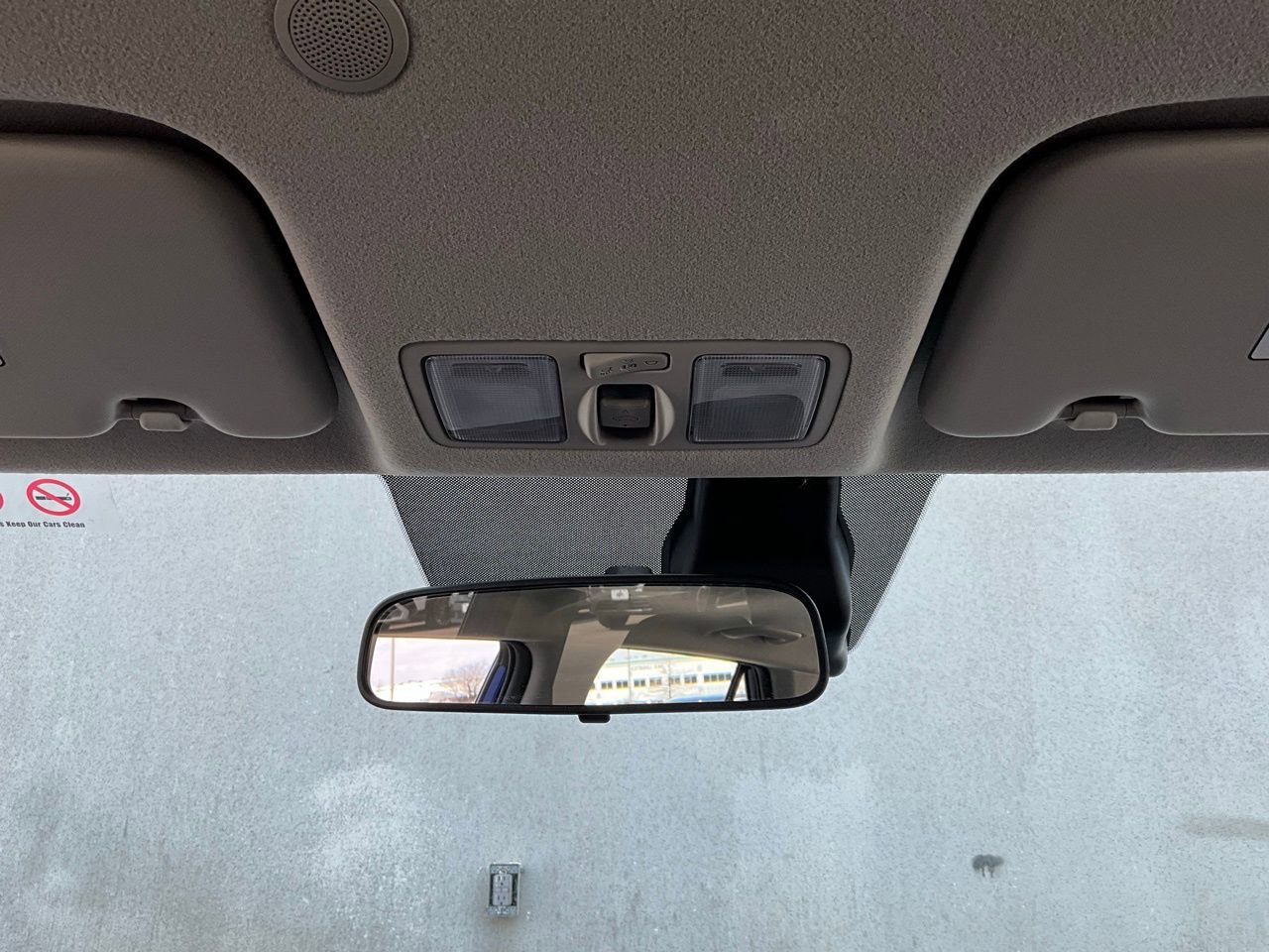 Used 2025 Hyundai Venue SEL image 15