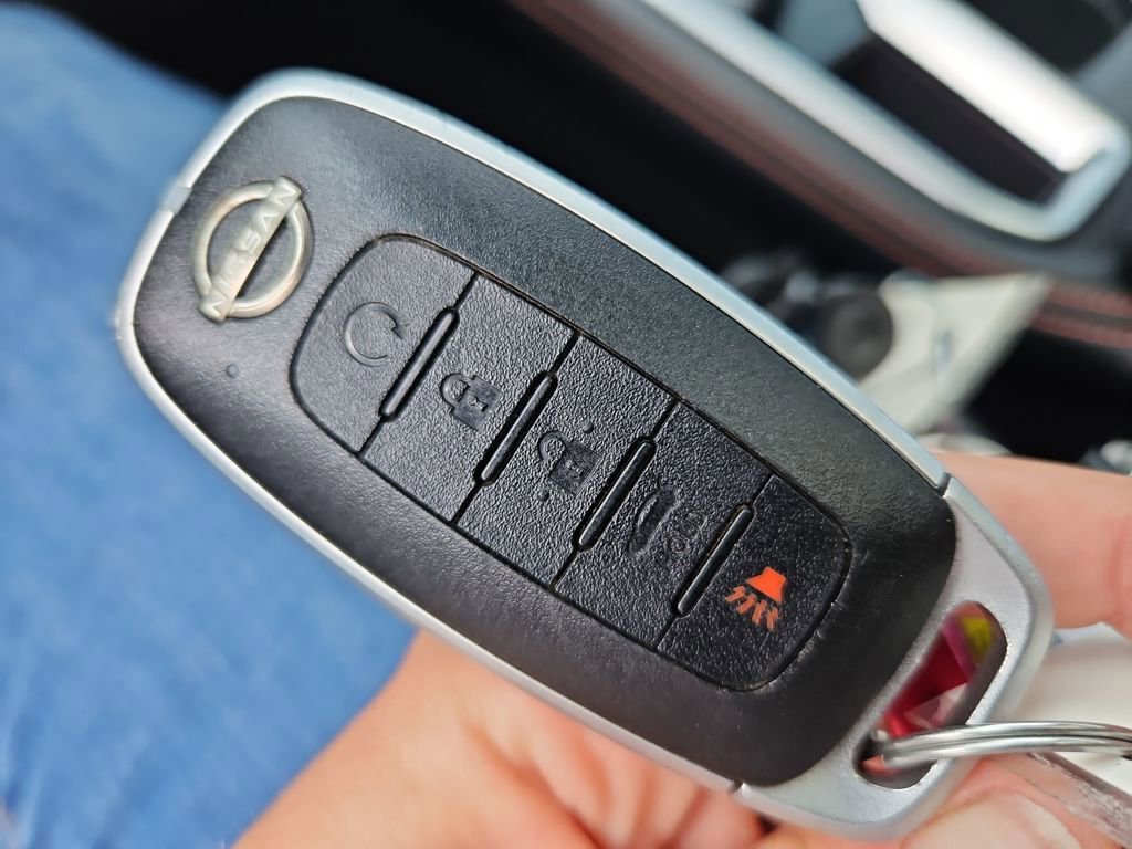 Used 2024 Nissan Sentra SR w/ SR Premium Package image 37