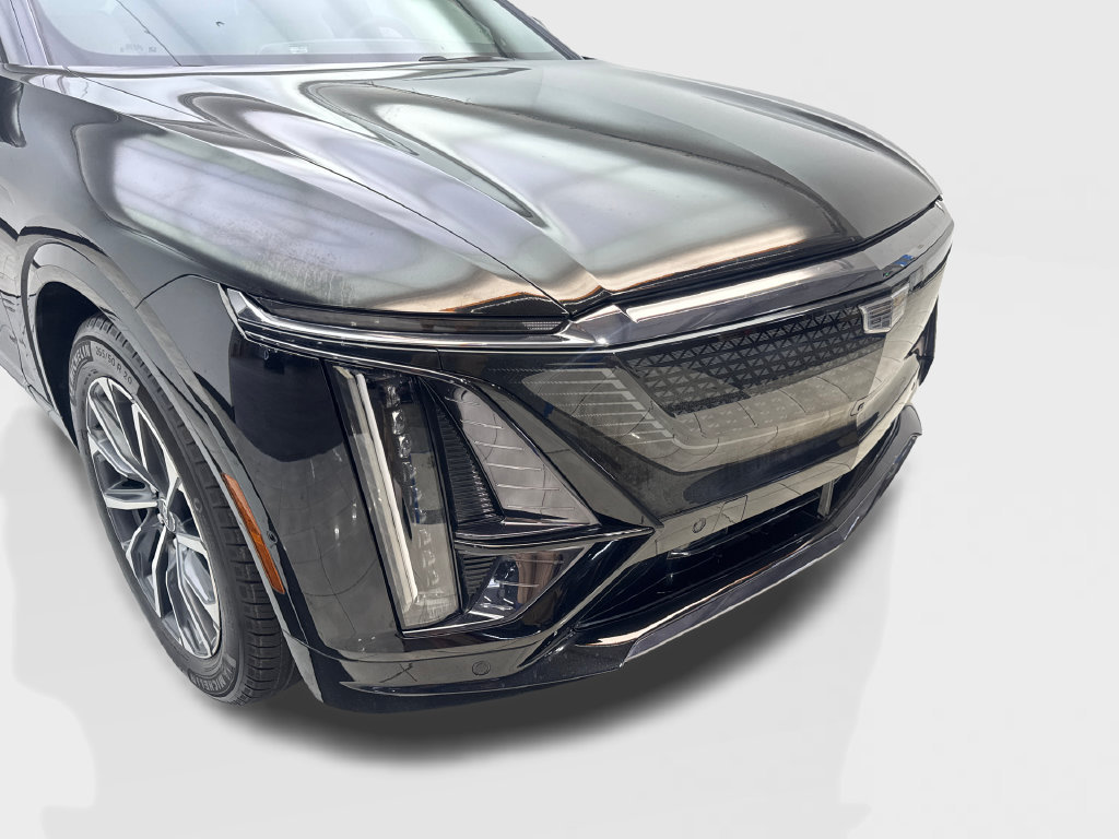 Used 2024 Cadillac Lyriq Sport w/ LPO, Floor Liner Package RWD image 19