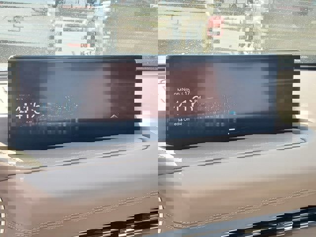 Used 2022 Genesis GV80 2.5T w/ Prestige Package 04 image 26