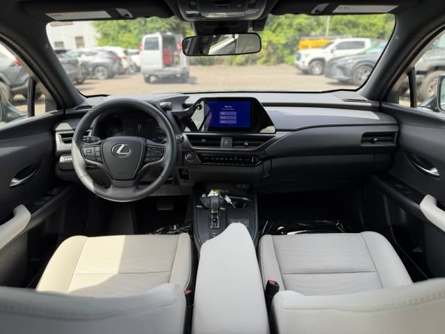 Certified 2025 Lexus UX 300h AWD w/ Accessory Package (Z1) image 20