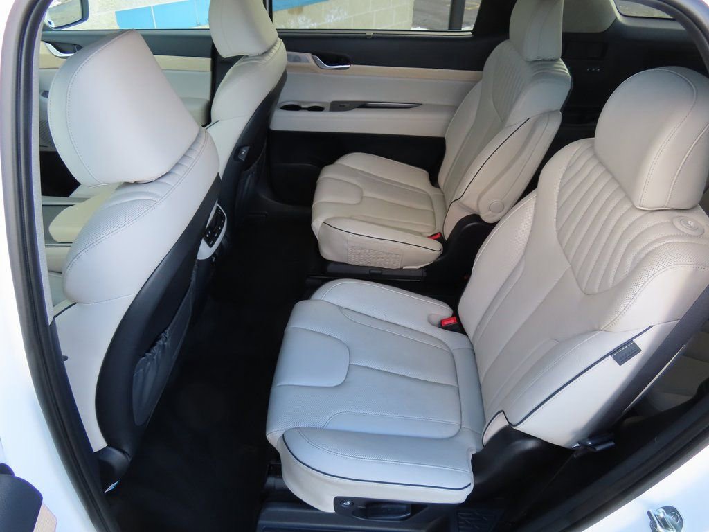Used 2024 Hyundai Palisade Limited image 29