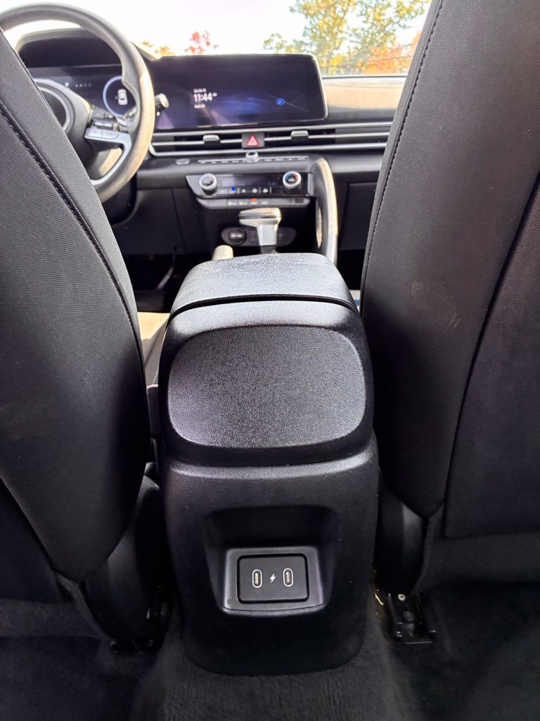 Certified 2024 Hyundai Elantra SEL FWD image 15