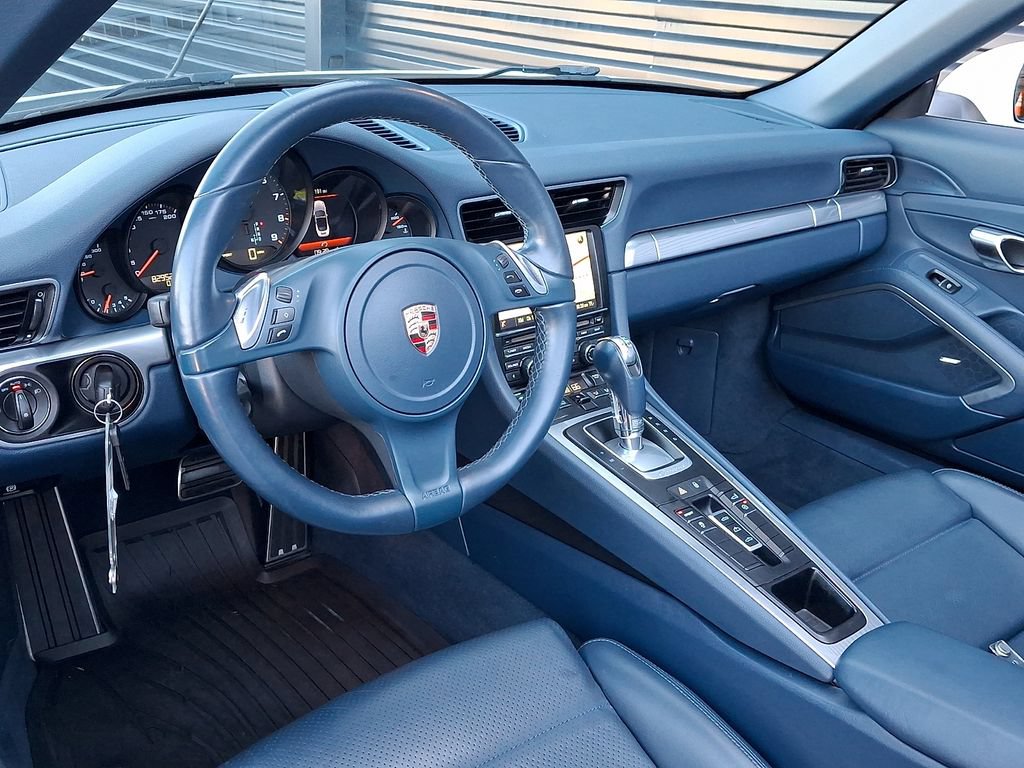 Used 2014 Porsche 911 Carrera RWD image 4