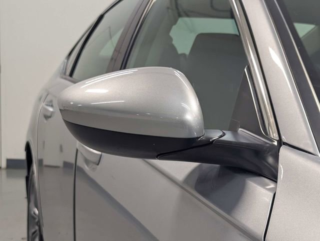 Used 2023 Honda Accord EX image 30