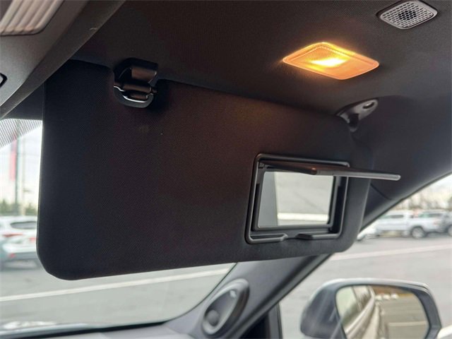 Used 2025 Toyota Highlander Platinum image 34