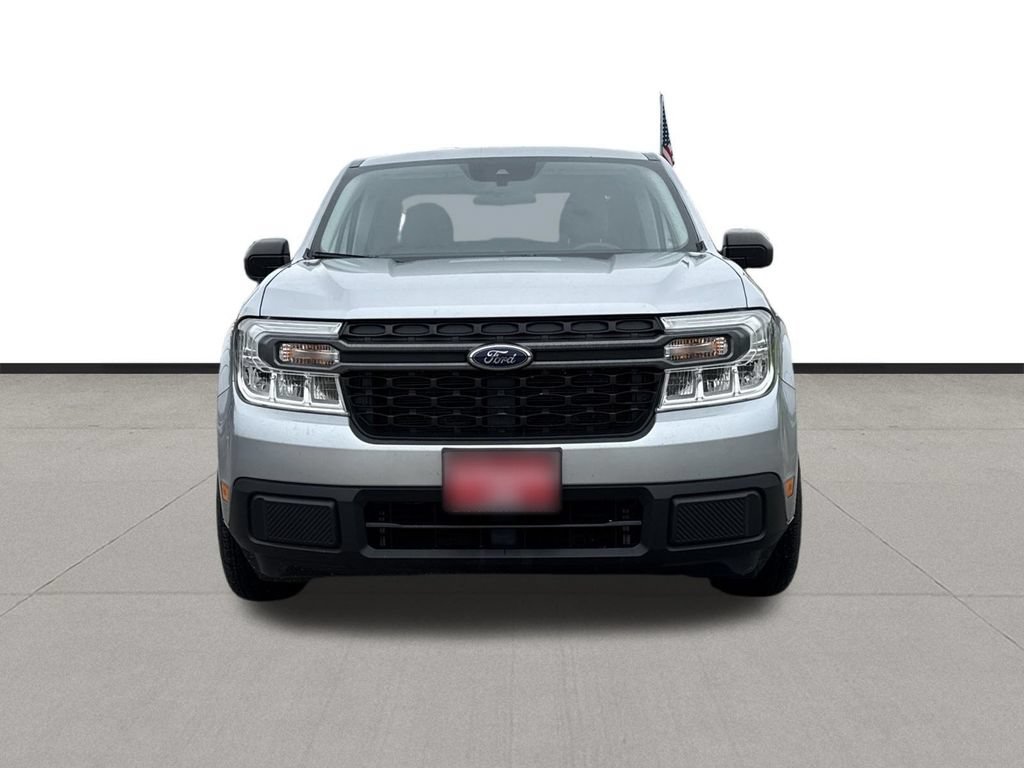 Used 2022 Ford Maverick XLT FWD image 2