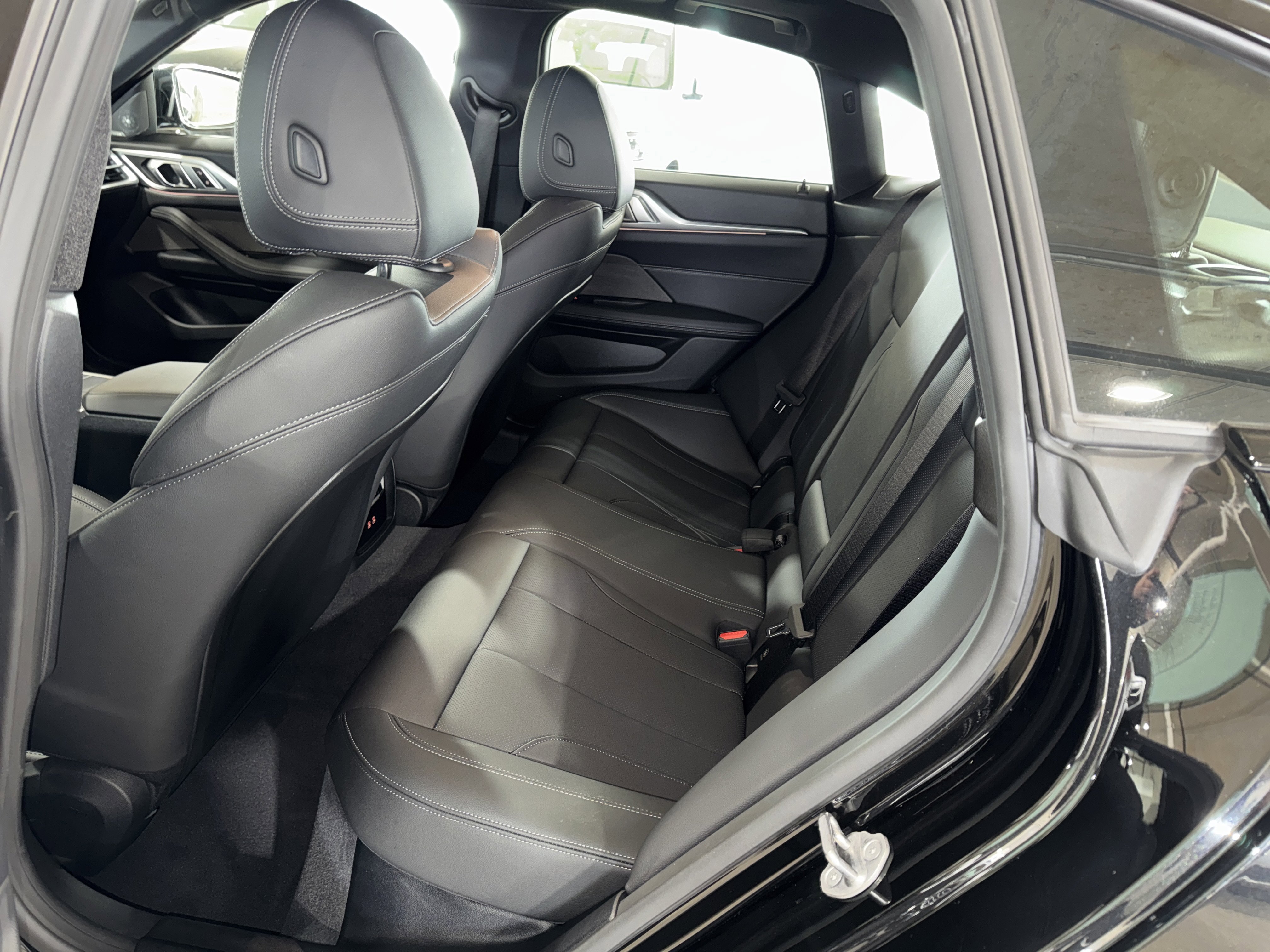 Certified 2025 BMW M440i image 15