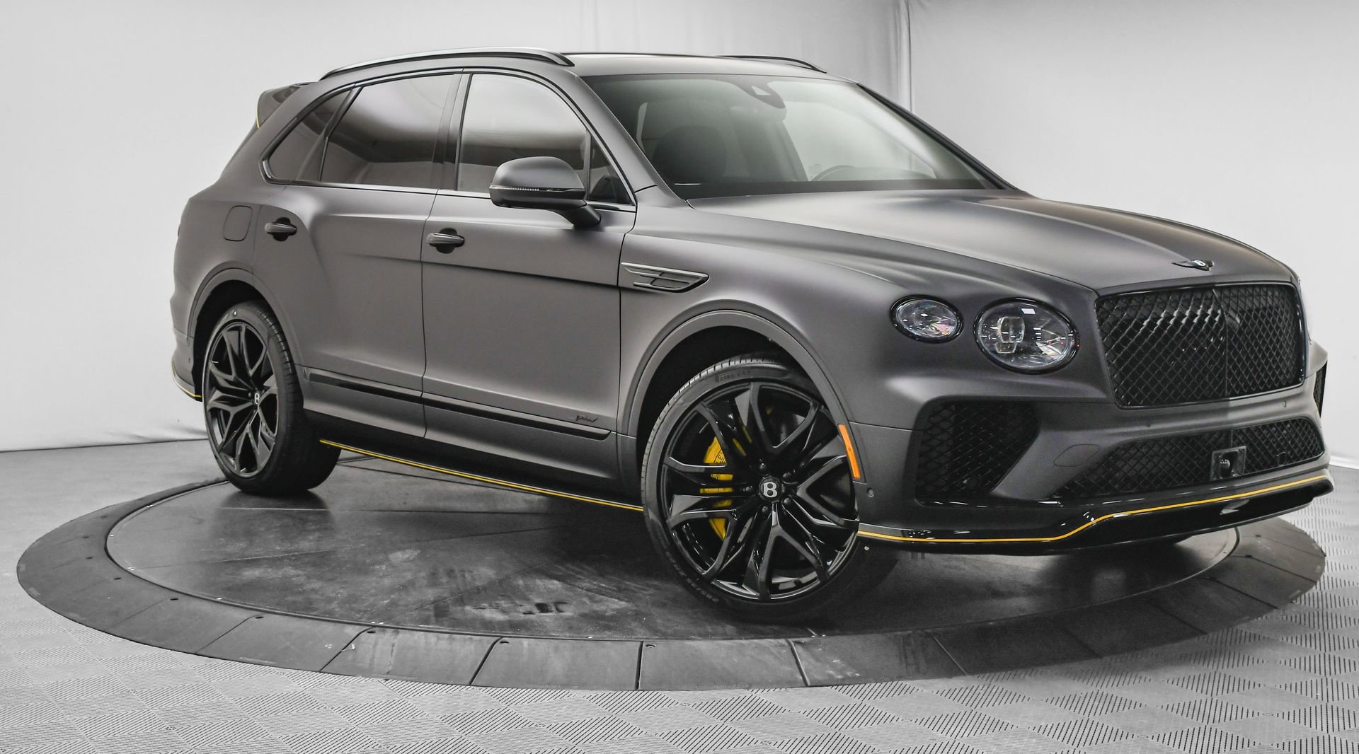 New 2026 Bentley Bentayga Speed image 1
