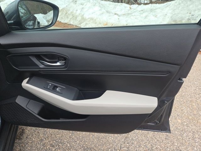 Used 2023 Honda Accord EX image 10