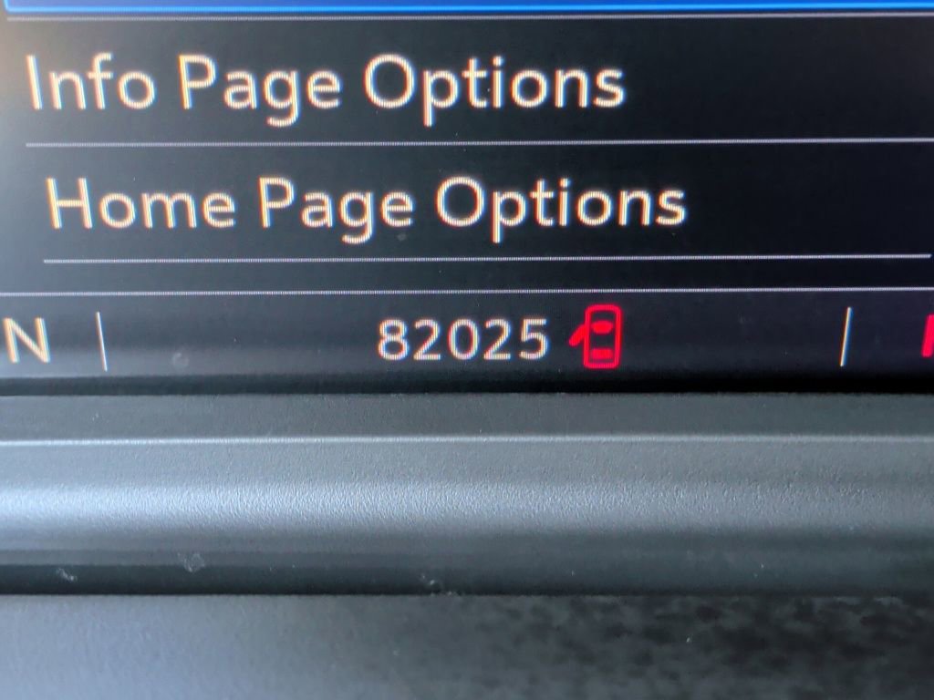 Used 2023 Chevrolet Tahoe 2WD w/ 1FL Safety Package image 21