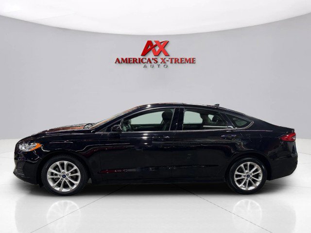 Used 2020 Ford Fusion SE image 3
