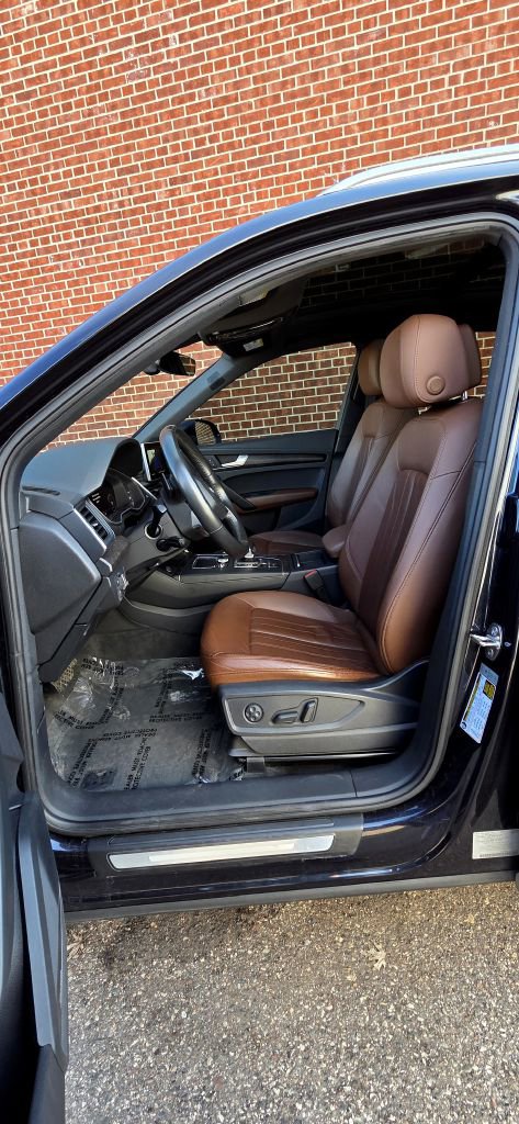 Used 2018 Audi Q5 2.0T Premium Plus w/ Premium Plus Package image 12