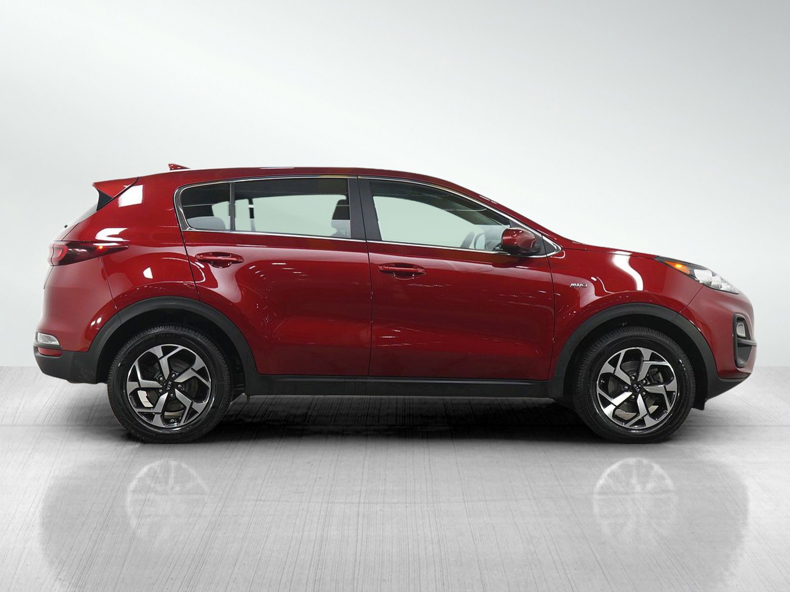 Used 2022 Kia Sportage LX image 6