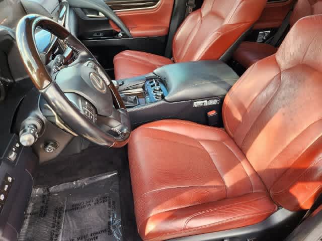 Used 2018 Lexus LX 570 4WD w/ Luxury Package image 11