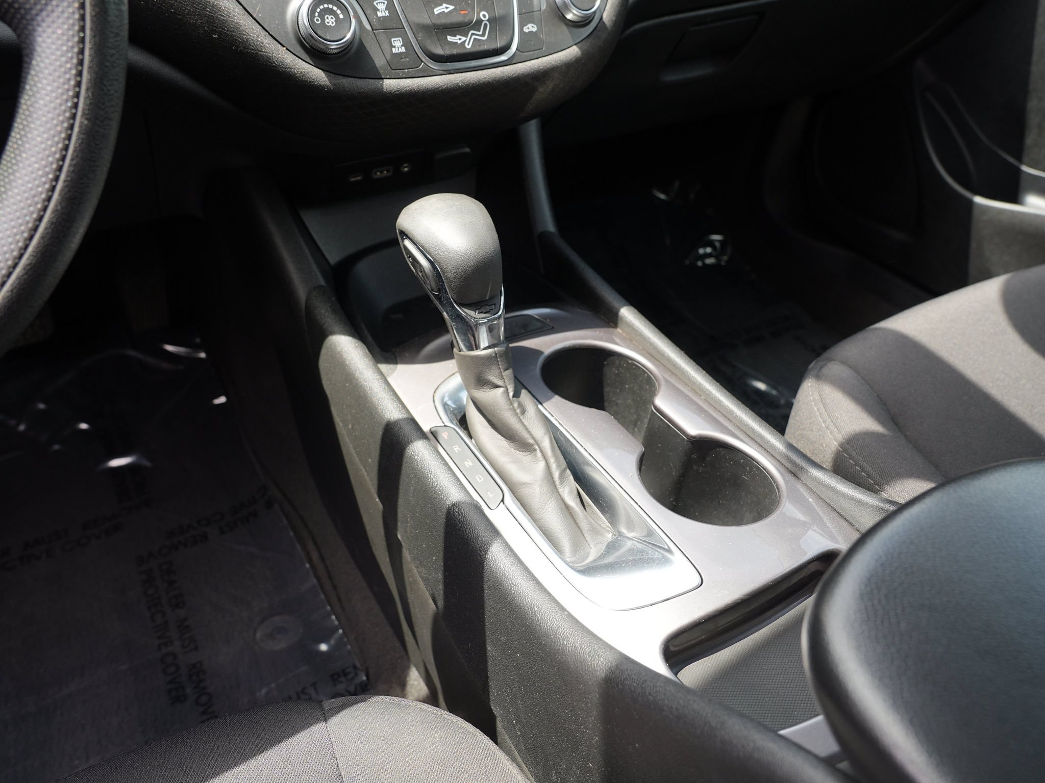 Used 2021 Chevrolet Malibu LS FWD image 25
