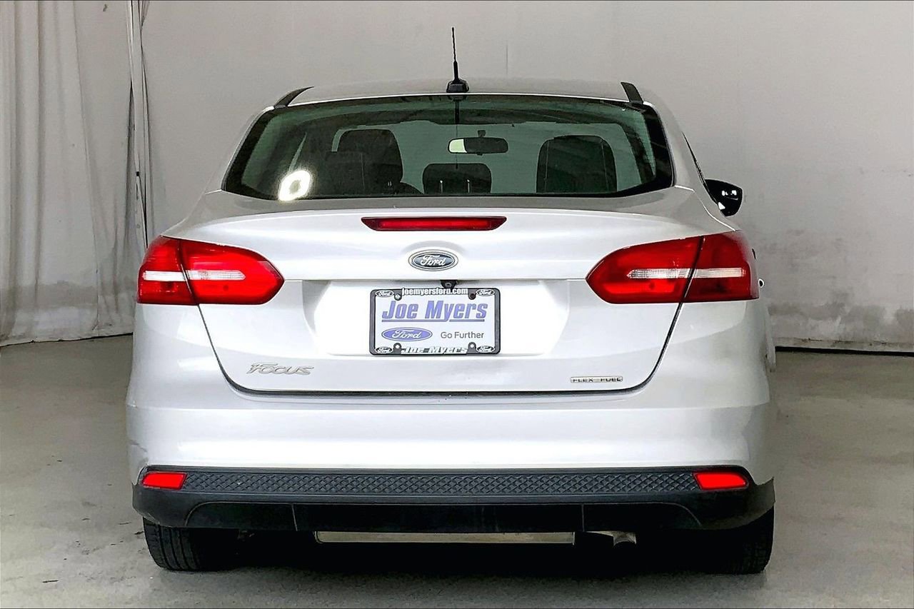 Used 2016 Ford Focus S FWD image 4