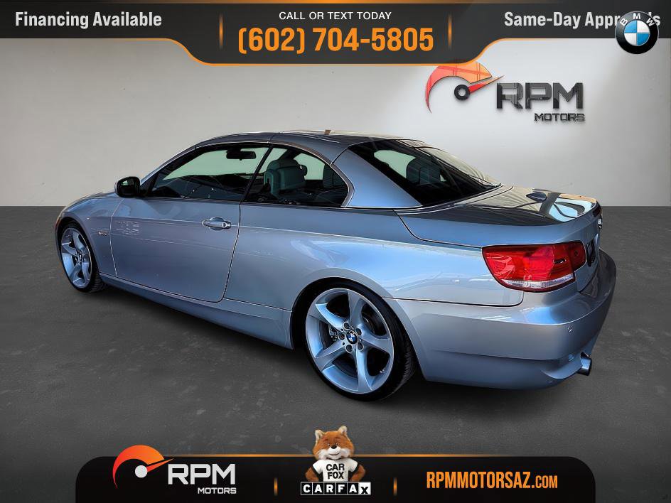 Used 2010 BMW 335i Convertible w/ Premium Pkg image 4