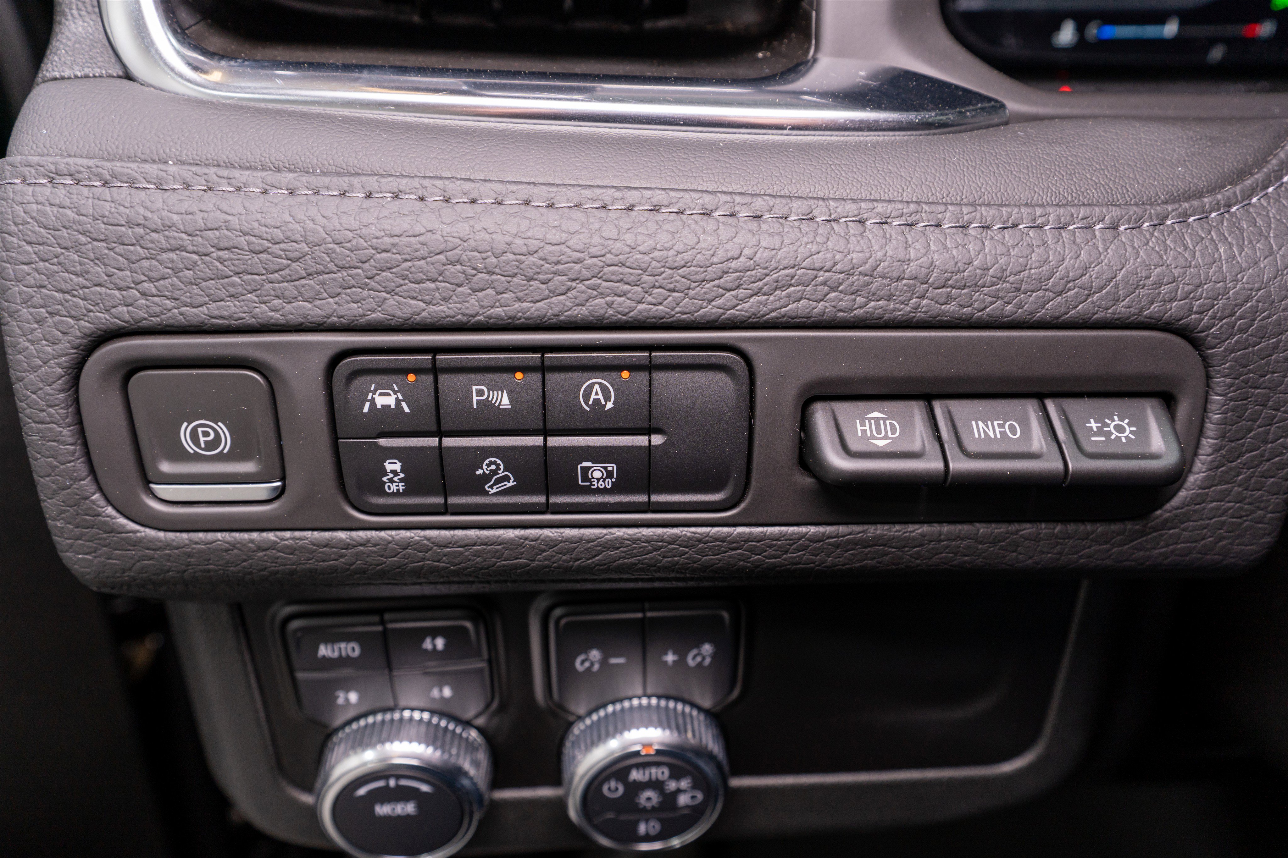 Used 2023 GMC Yukon Denali image 31