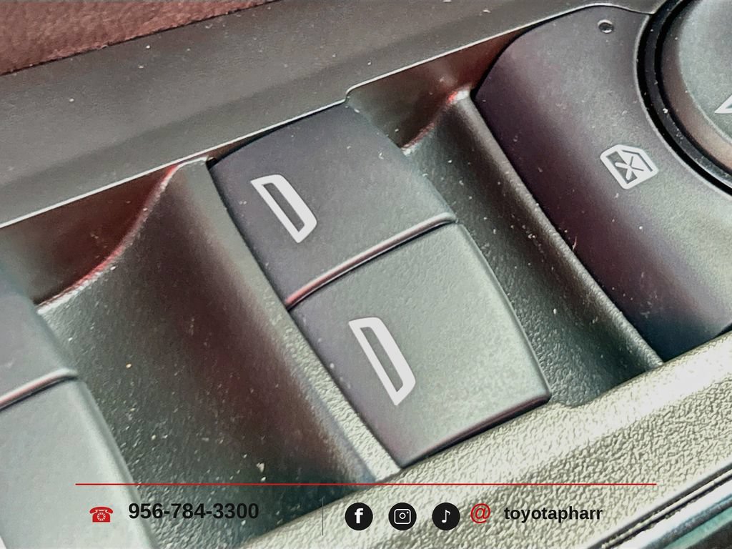 Used 2026 Chevrolet Trax RS w/ Driver Confidence Package FWD image 9