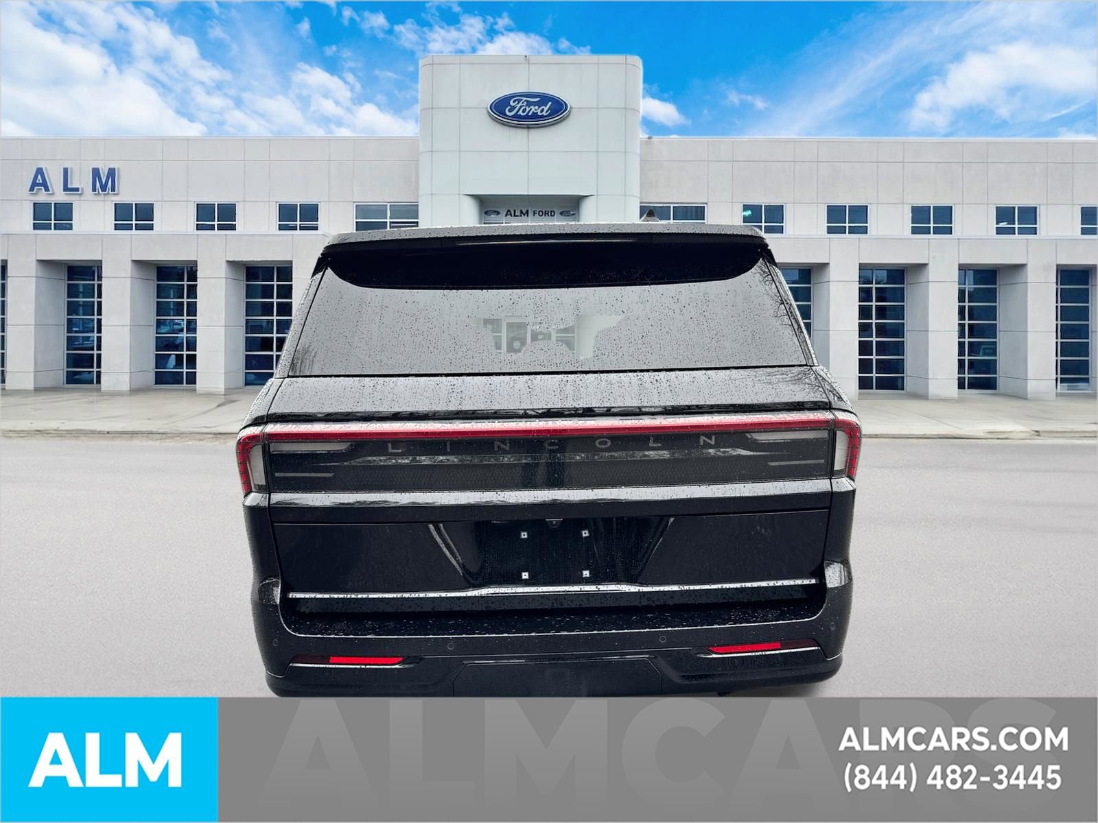 Used 2025 Lincoln Navigator L Reserve AWD/4WD image 6