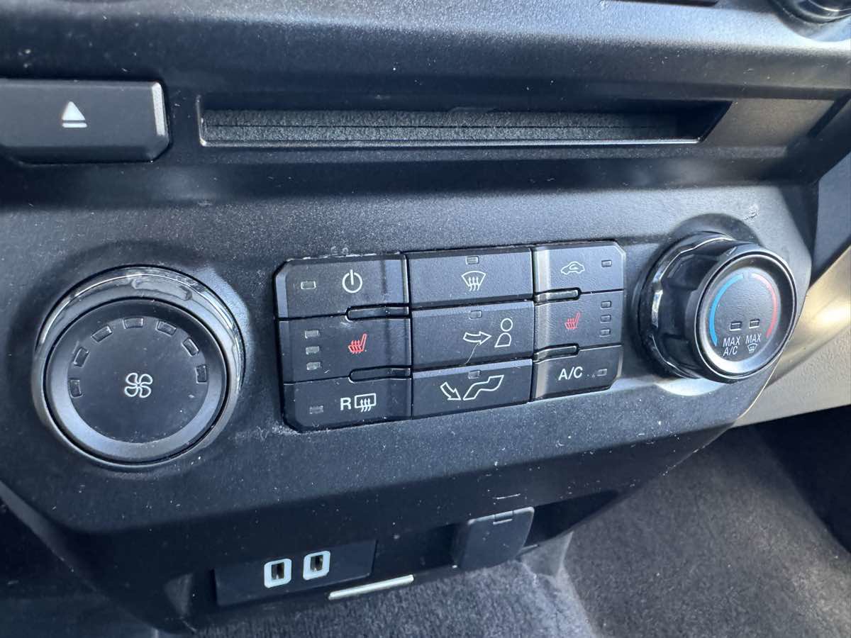 Used 2018 Ford F150 XLT w/ Equipment Group 302A Luxury image 28