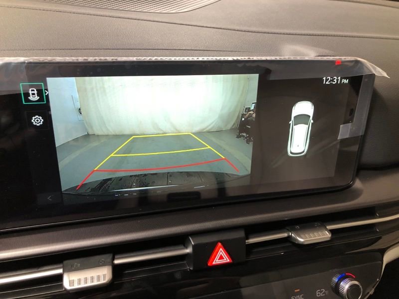 New 2026 Kia Sportage EX w/ EX Panorama Roof Package image 32