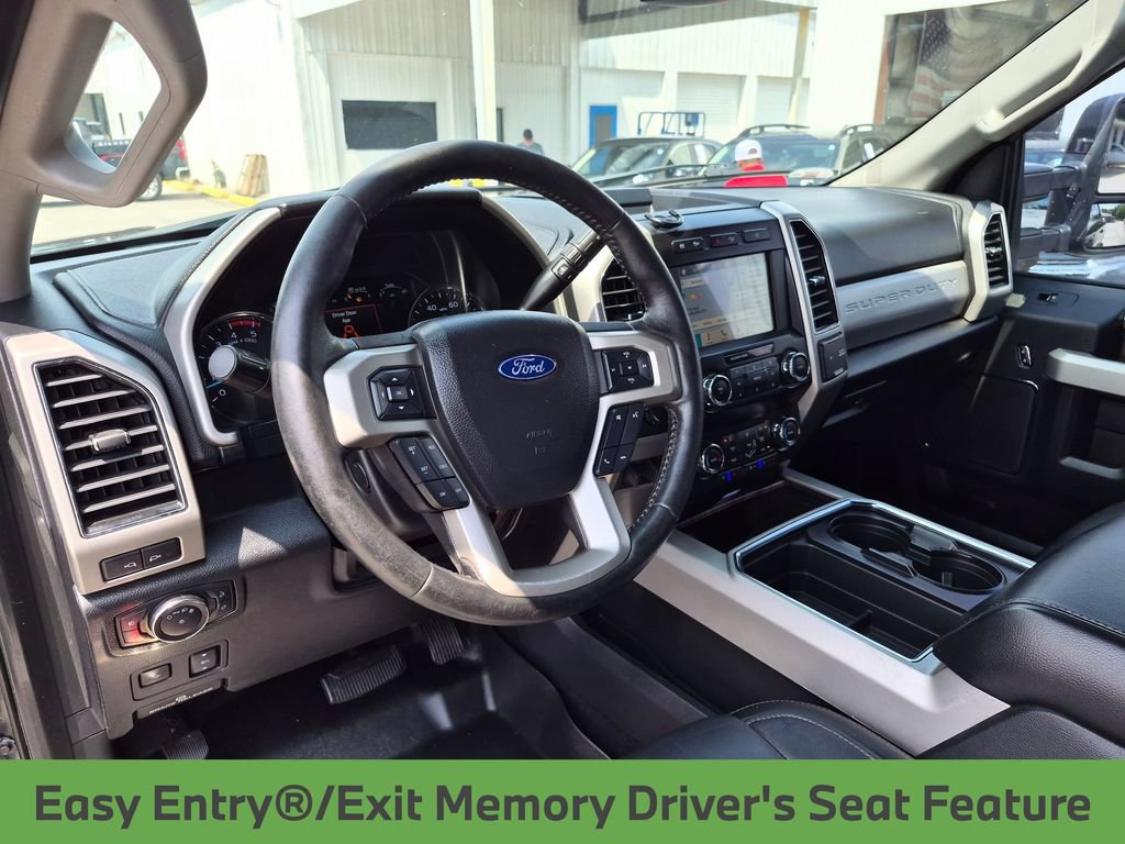 Used 2019 Ford F250 Lariat w/ Lariat Ultimate Package AWD/4WD image 32
