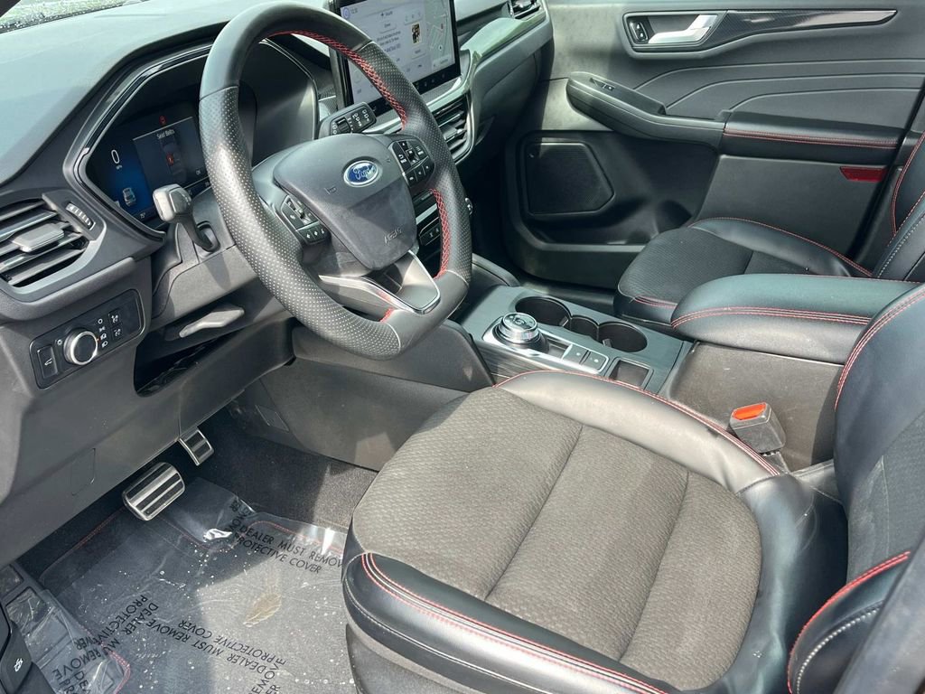 Used 2023 Ford Escape ST-Line w/ Tech Pack #1 image 24