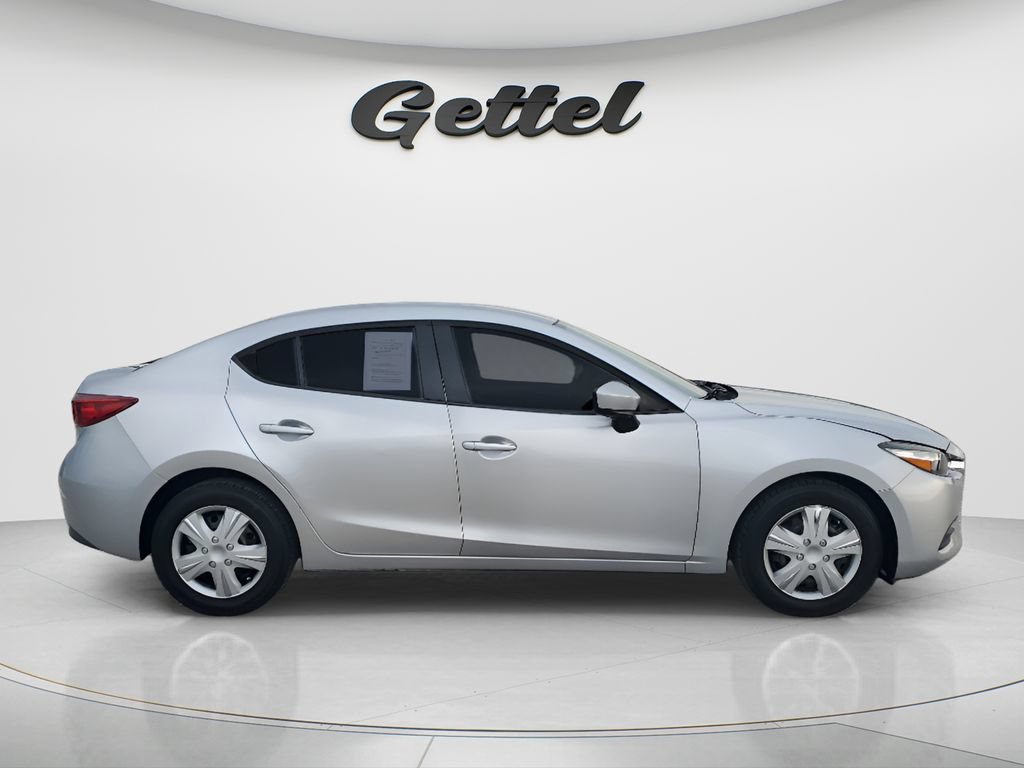 Used 2017 MAZDA MAZDA3 Sport FWD image 4