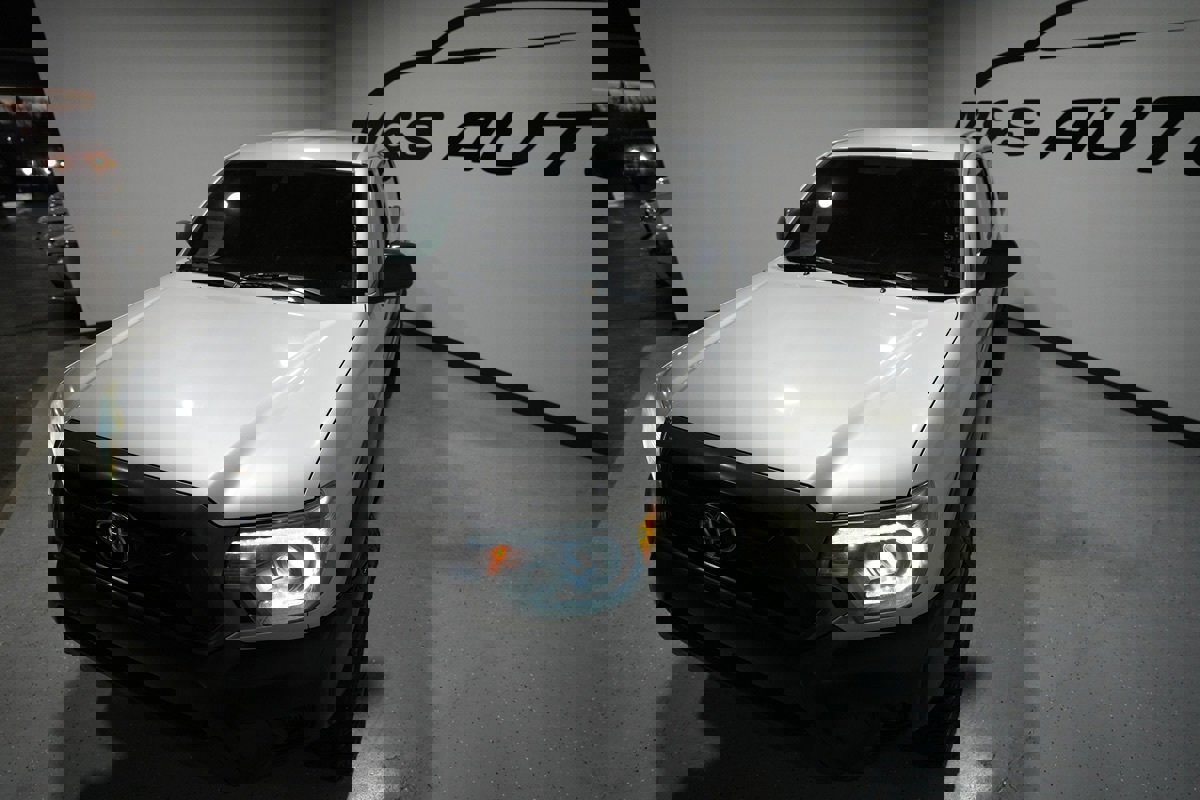 Used 2013 Toyota Tacoma PreRunner w/ Convenience Pkg image 21