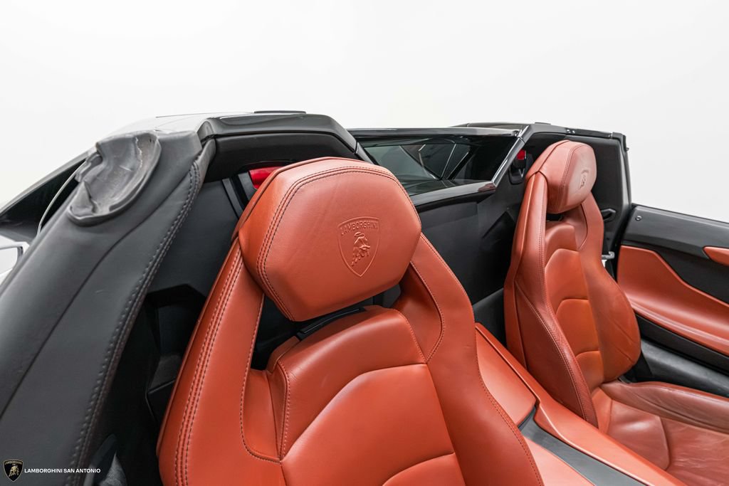 Used 2015 Lamborghini Aventador LP 700-4 AWD/4WD image 28