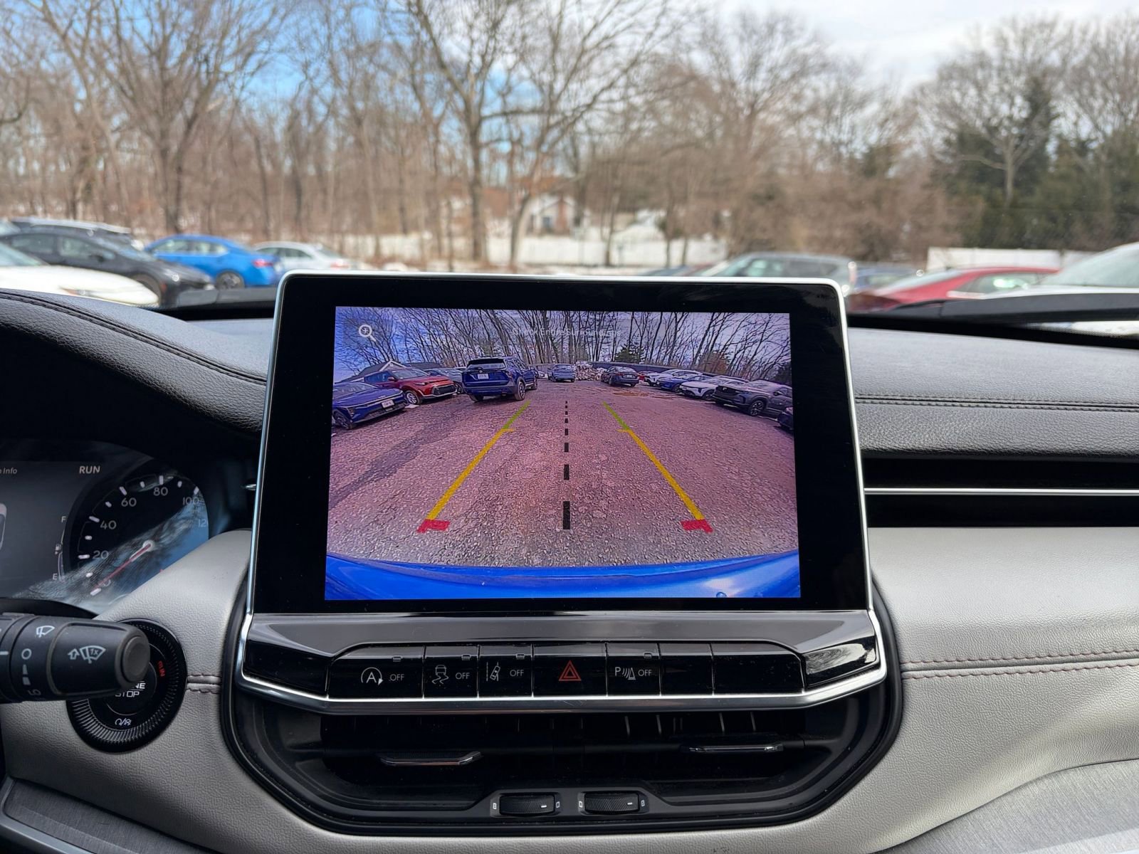Used 2025 Jeep Compass Limited image 24