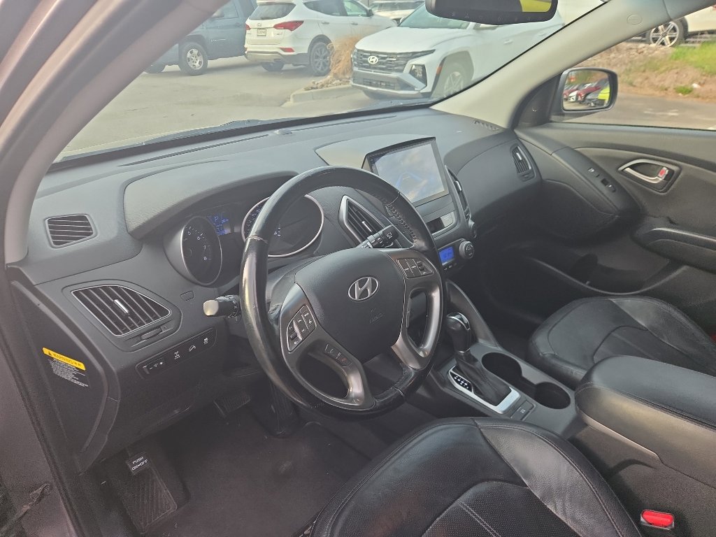 Used 2014 Hyundai Tucson Limited w/ Technology Package 02 image 10
