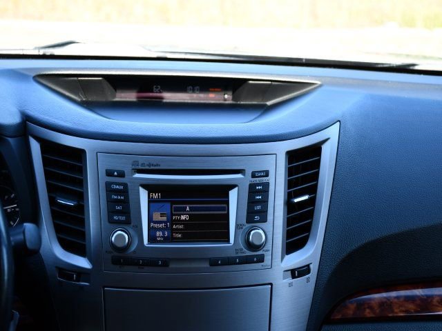 Used 2012 Subaru Outback 2.5i Limited w/ Moonroof Pkg AWD/4WD image 24