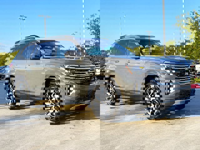 New 2026 Volkswagen Atlas SE image 6