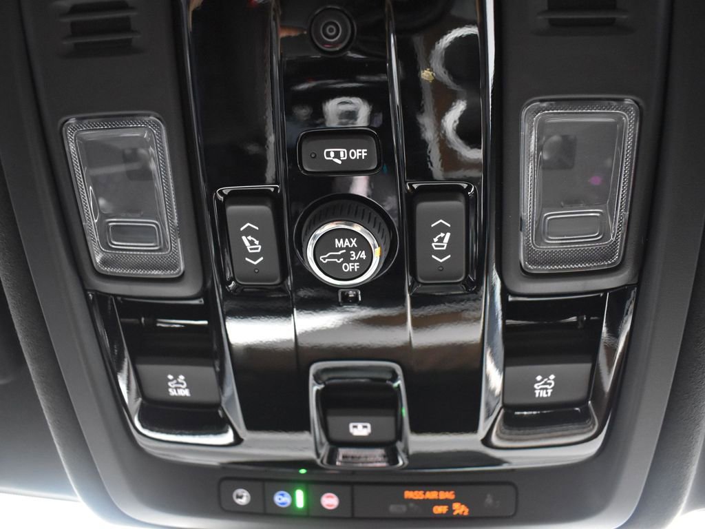 Certified 2026 Cadillac Escalade Platinum Sport w/ LPO, ONYX Package image 25